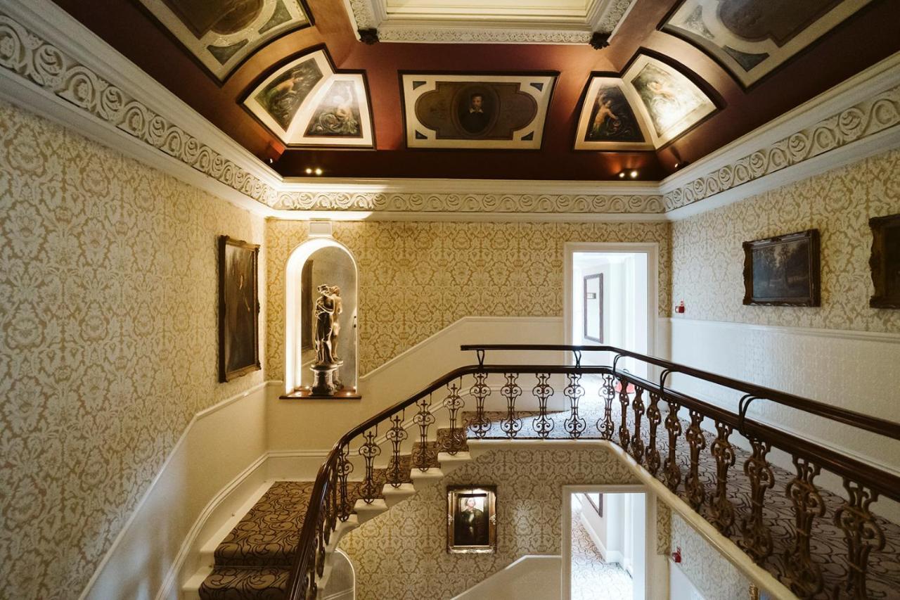 Отель The Petersham Ричмонд Экстерьер фото