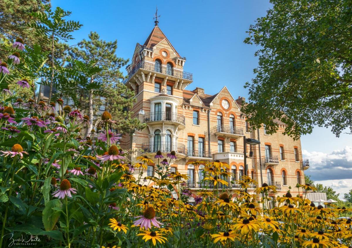 Отель The Petersham Ричмонд Экстерьер фото